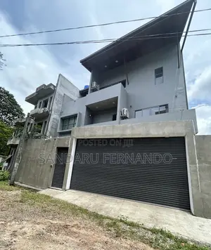 Furnished 4bdrm House in Pelawatte for rent