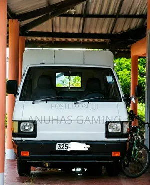 Mitshubishi L300 Lorry