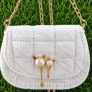 Crochet Hand Bag