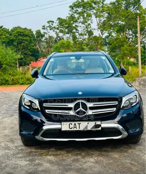 Mercedes-Benz GLC-Class 2016 Blue