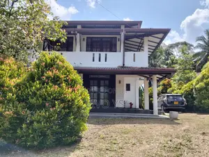 6bdrm House in Ambalangoda for sale