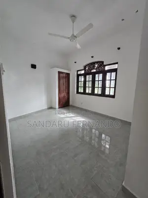 6bdrm House in Battaramulla for rent