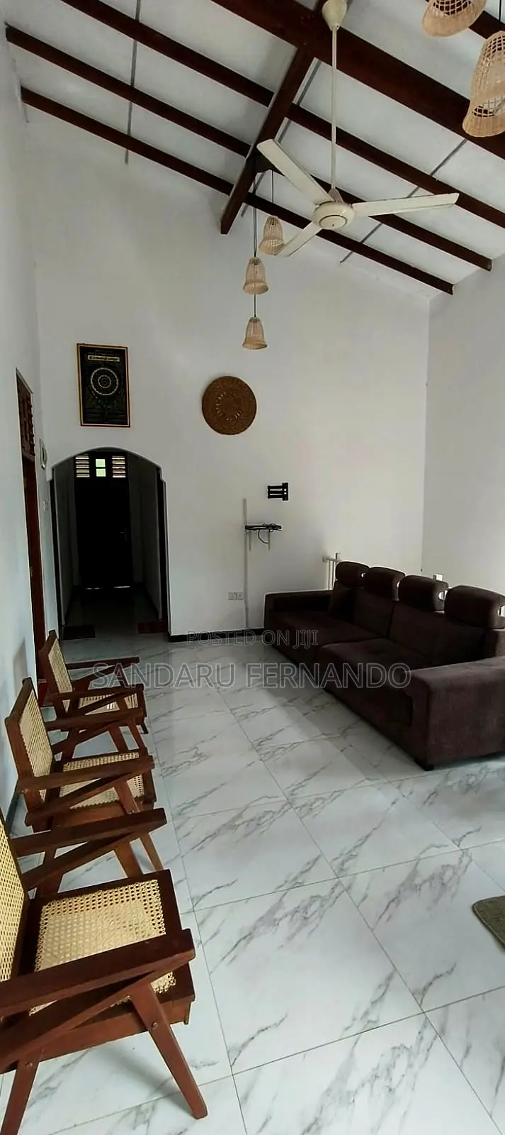 Furnished 4bdrm Apartment in Galle City for rent
