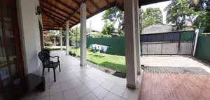 5bdrm House in Pannipitiya, Maharagama for sale