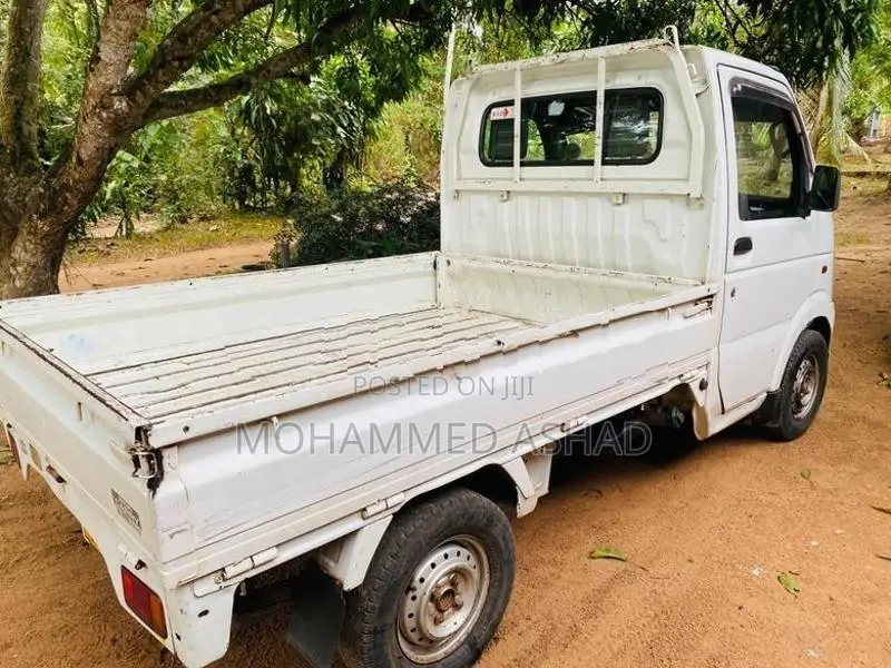 Suzuki Carry 2002