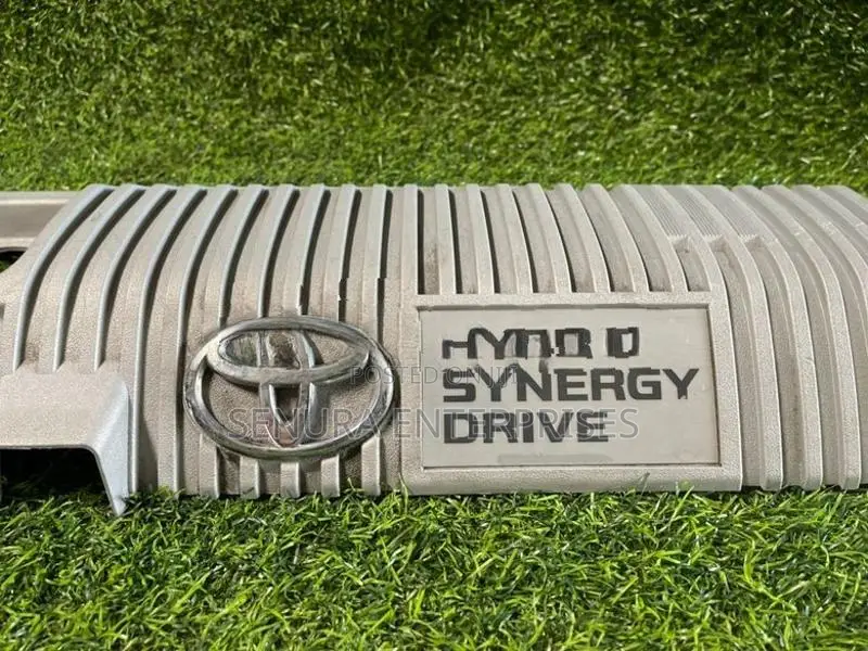 Toyota Prius W30 Engine Cover