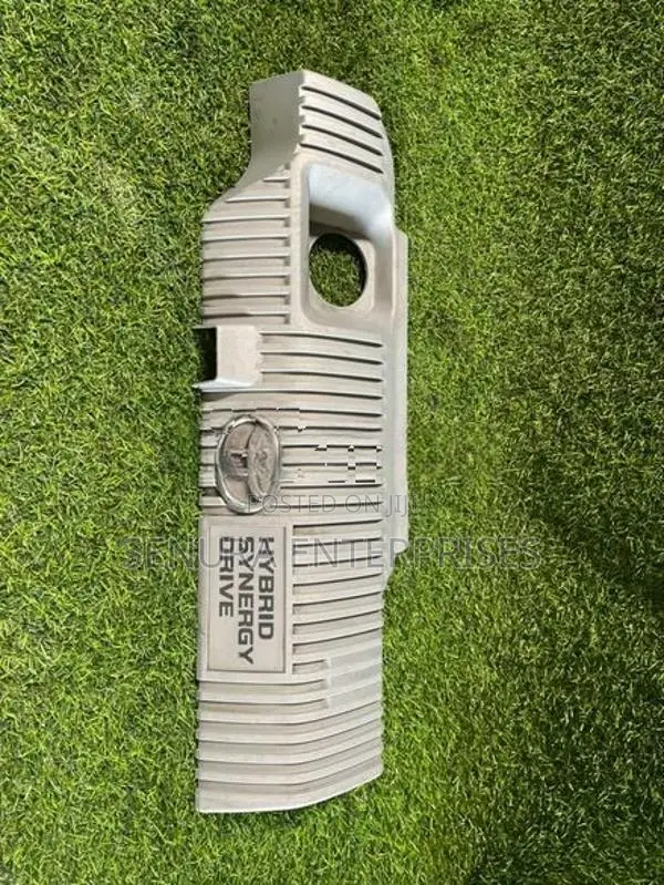 Toyota Prius W30 Engine Cover
