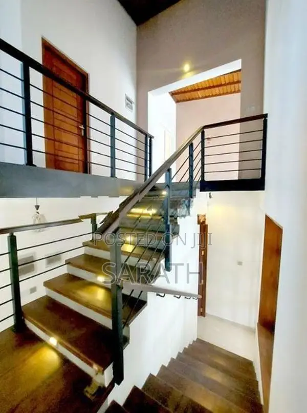 New Designed Brand Upstairs House for Sale - Pannipitiya