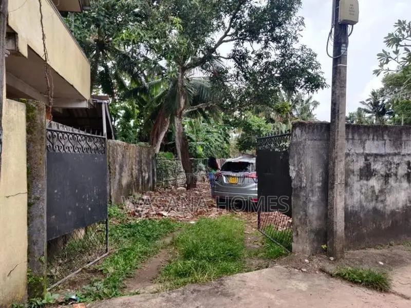 Super Land for Sale - Boralesgamuwa