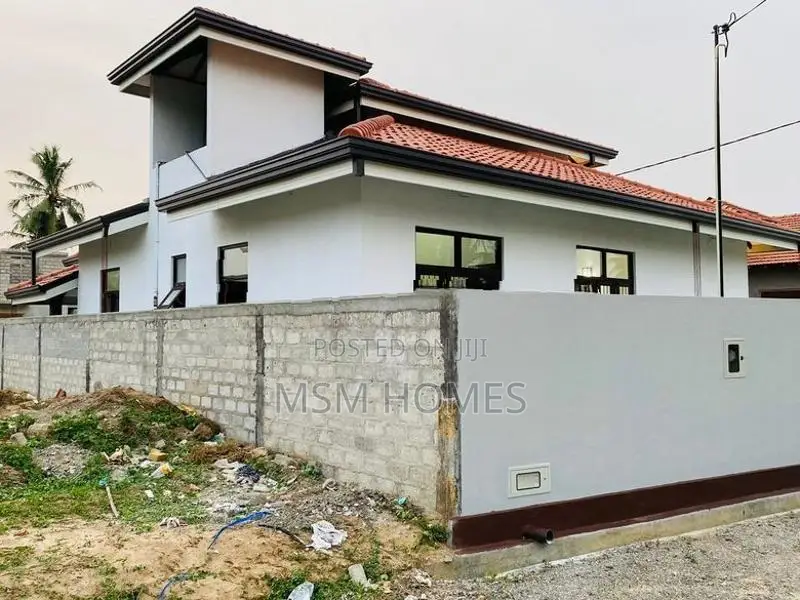 House For Sale in Negombo