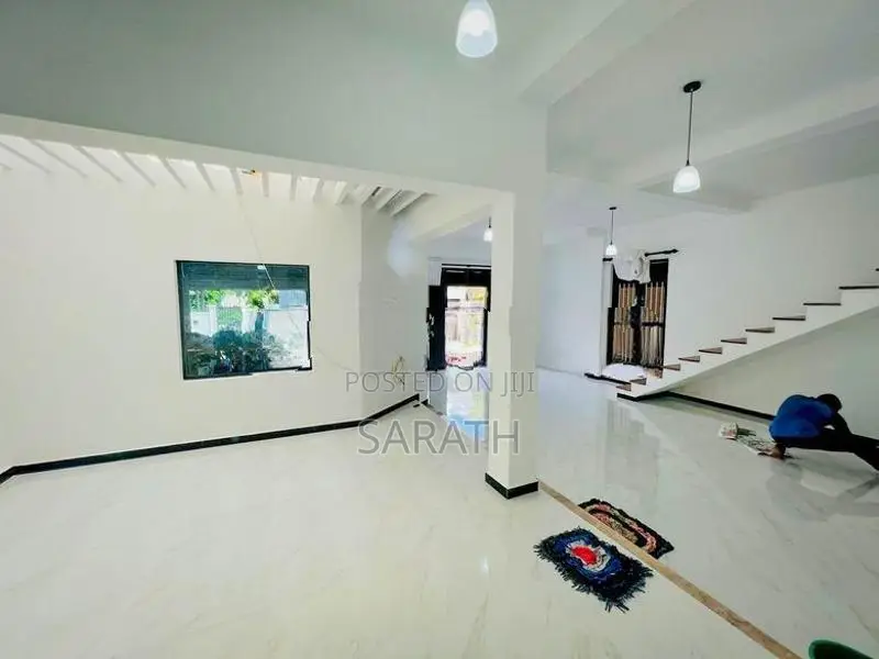 අගනා නව නිවසක් මාලඹේ ප්‍රදේශයෙන්