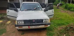 Mitsubishi Lancer Box 1985