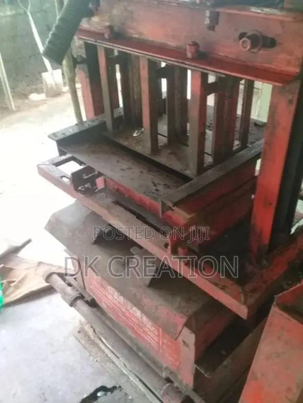 Block Gal Machine