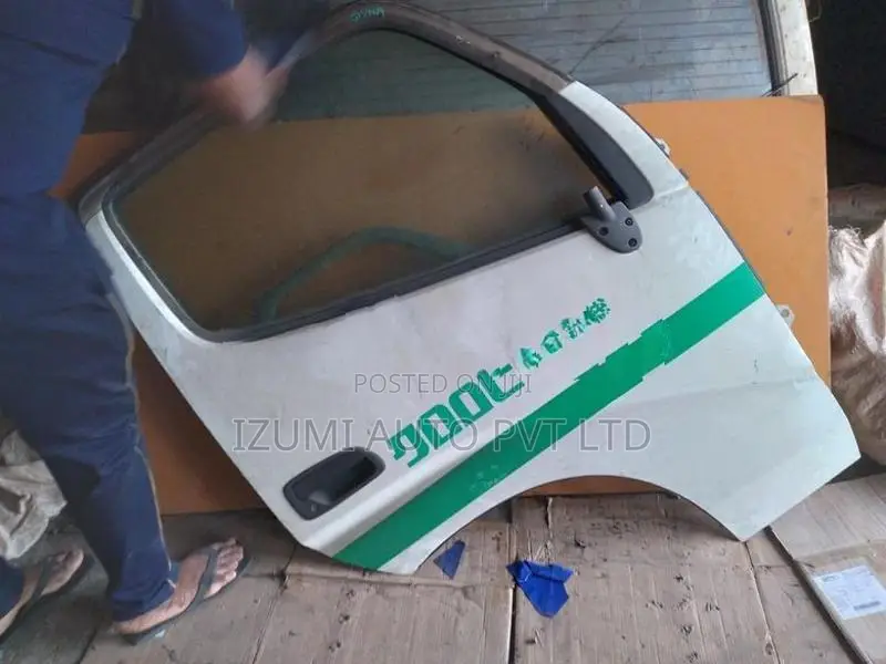 Toyota Dutro Left Door Complete