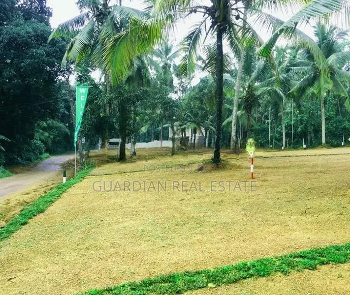 Land for Sale - Nittambuwa