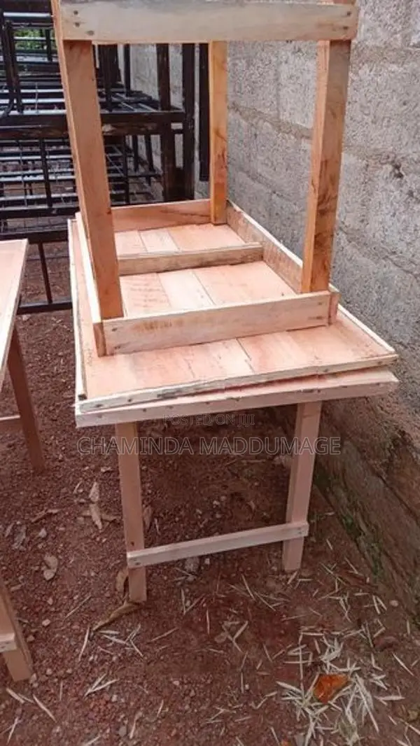 Albizia Table 4ft *2ft