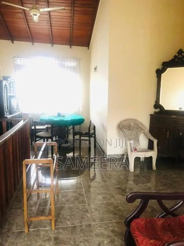 Upstair House for Rent - Battaramulla
