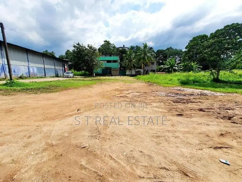 41P Square Bare Land For Sale In Thalawathugoda Town