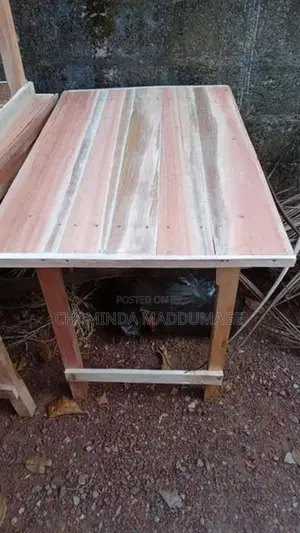 Albizia Table 4ft *2ft