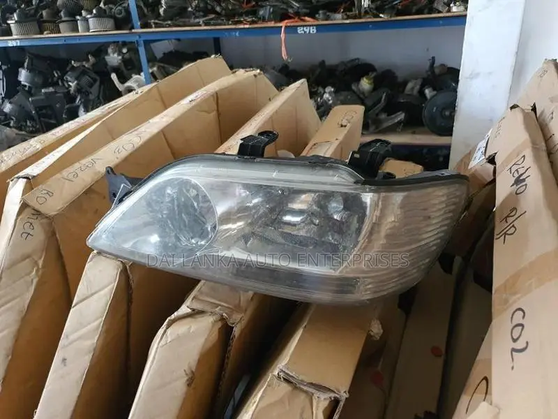 Mitsubishi Lancer CS1 CS2 Cedia Headlight