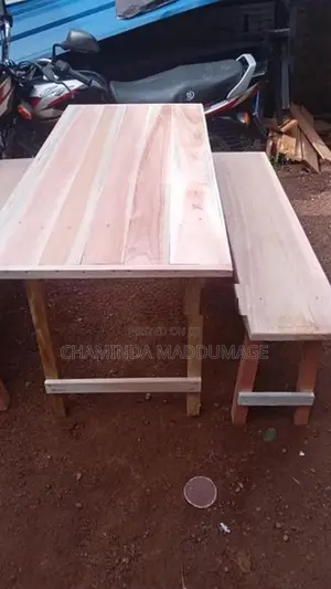 4ft *2ft Table