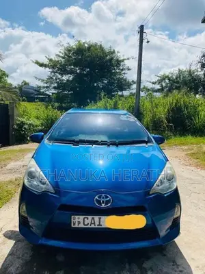 Toyota Aqua 2014