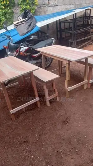 4ft *2ft Table