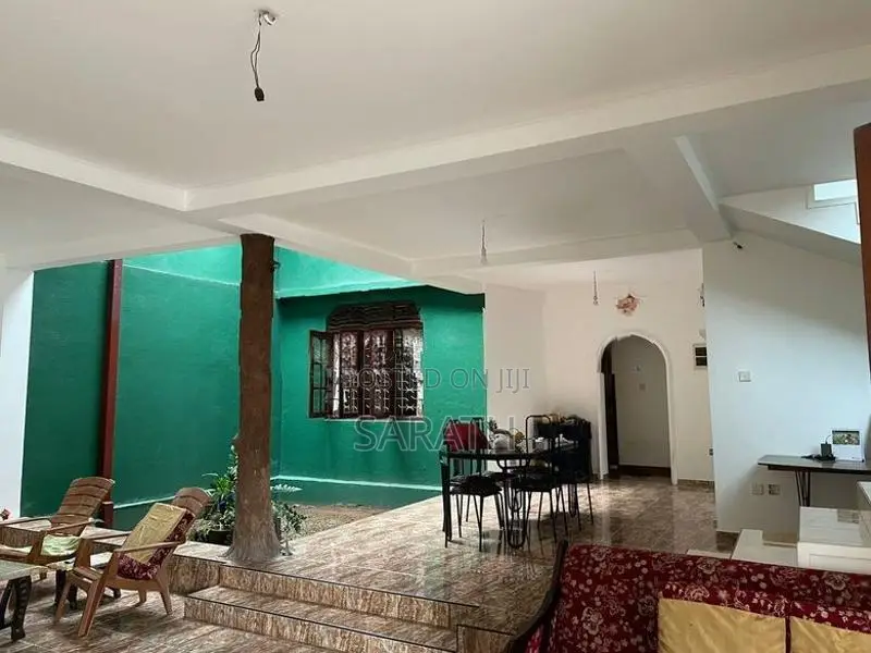 Valuable House Sale with 12P Talawatugoda