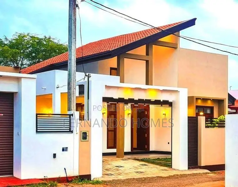සම්පූර්ණ සුඛෝපභෝගී නව නිවස මීගමුව