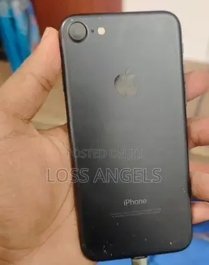 Apple iPhone 7 128GB (Used)