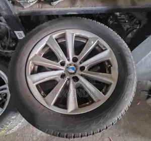 225/55/17 Bridgestone Snow Tyre (2017)