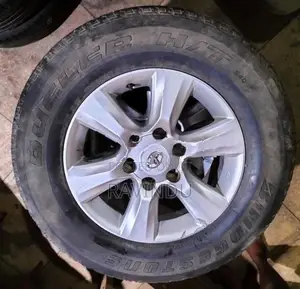 265/65/17 Bridgestone Tyre (2013)
