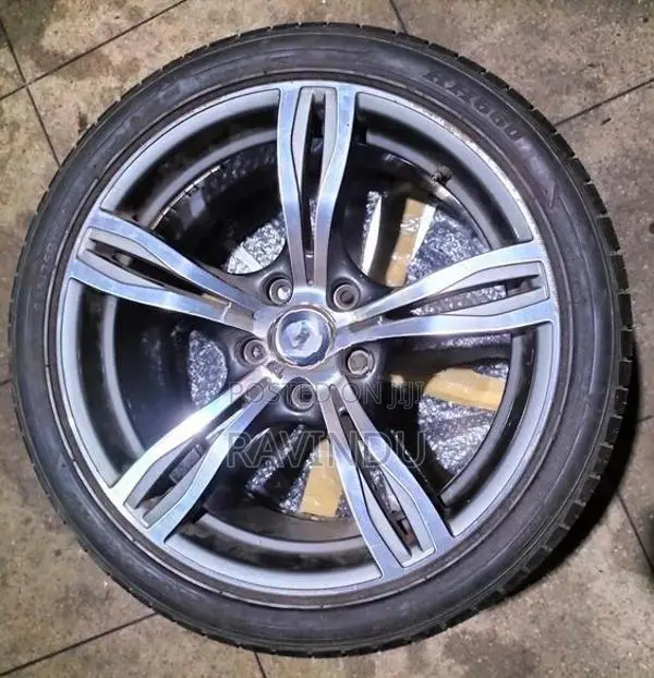 255/35/18 Roadclaw Tyre (2016)