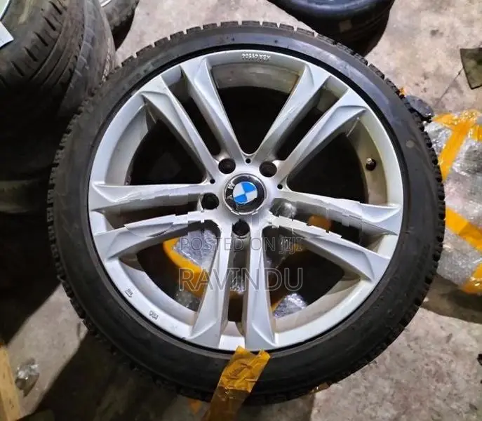 225/45/18 Bridgestone Snow Tyre (2015)