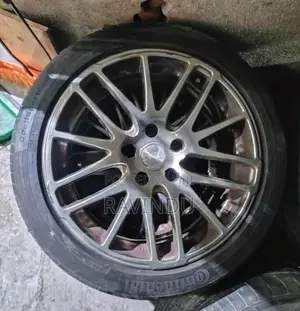 225/45/18 Continental Tyre (2017)
