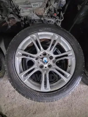 275/40/18 Bridgestone Tyre (RFT) (2019)