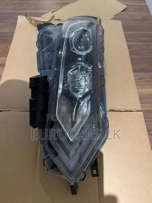 Nissan Qashqai Headlight 2017