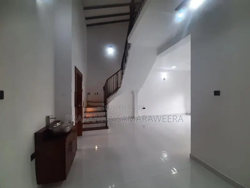 Brand New House at Piliyandala