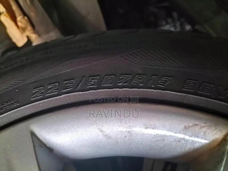 225/50/17 Yokohoma Tyre (2021)
