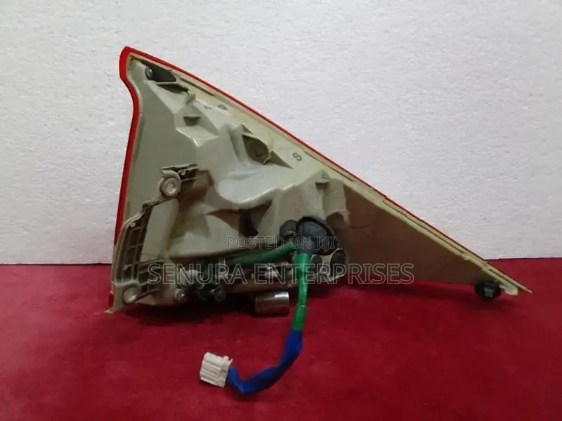 Honda Insight ZE2 Tail Light RH