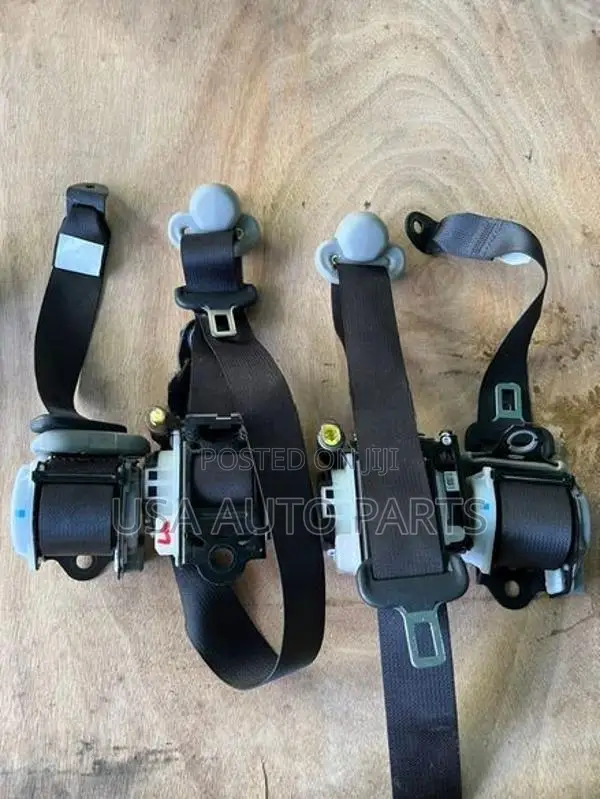 Daihatsu Mira LA350 Seat Belt Set