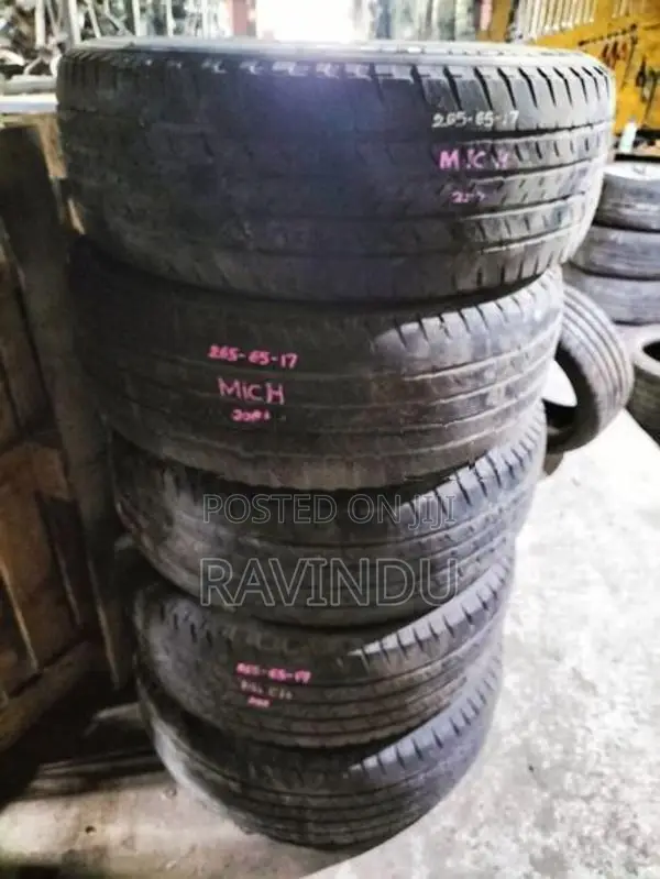 265/65/17 Michelin Tyre (2015)