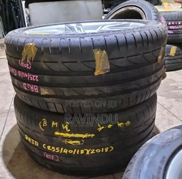 255/40/18 Bridgestone Tyre (2018) RFT
