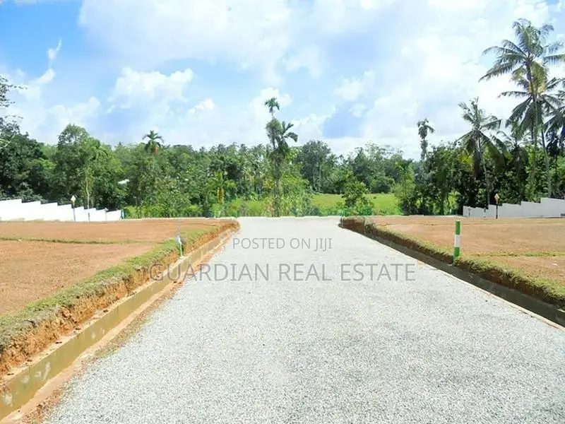 Land Plots for Sale in Padukka