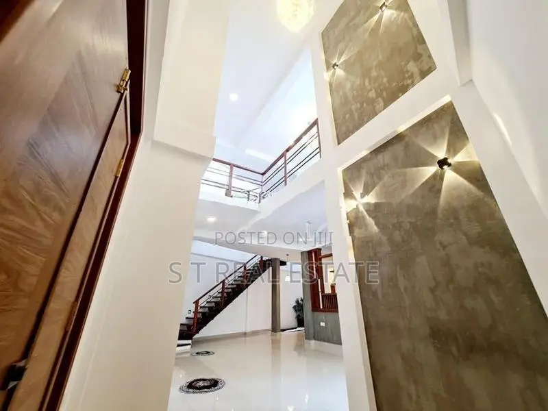 Newly Built Luxury 3 Story House for Sale in Thalawathugoda