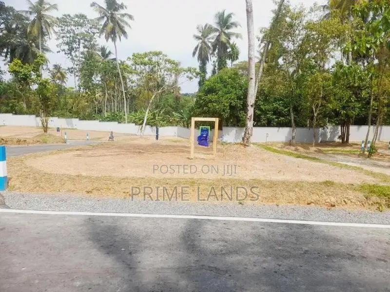 Land for Sale in Thalawathugoda