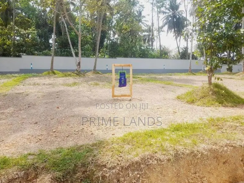 Land for Sale in Thalawathugoda