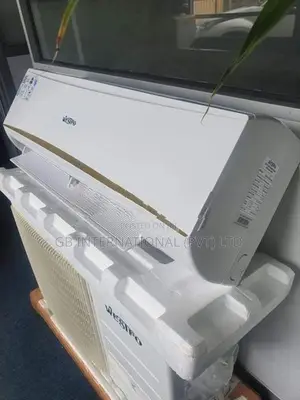 Air Conditioner with Bacteria Filter Brand New