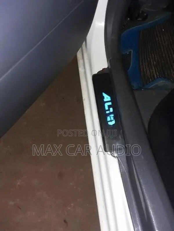 Suzuki Alto Welcome Light