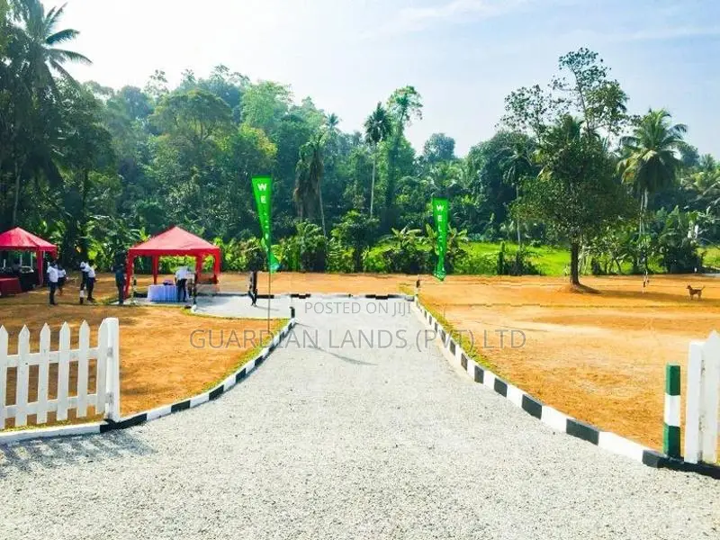 බිම්කොටස් පාදුක්ක